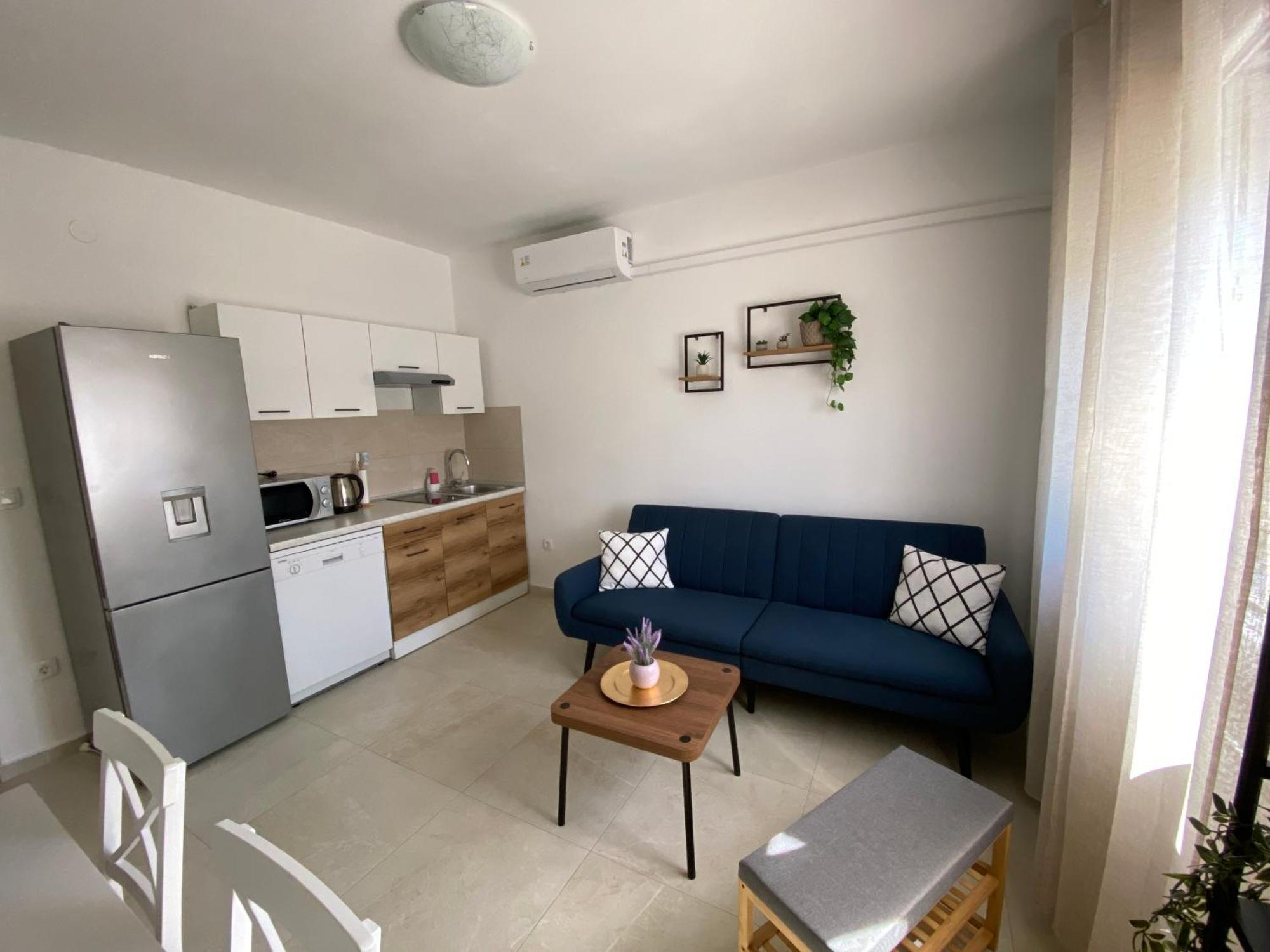 Jozephine Apartment *