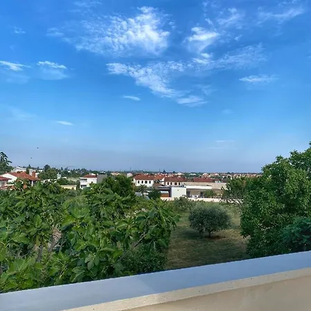 Apartments Jozephine Pula Exterior photo
