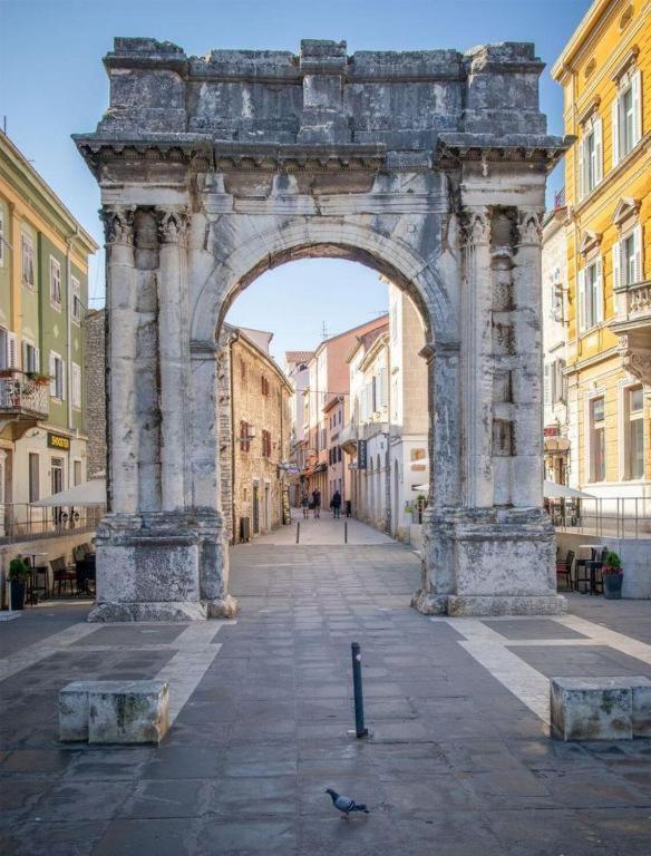 Jozephine * Pula