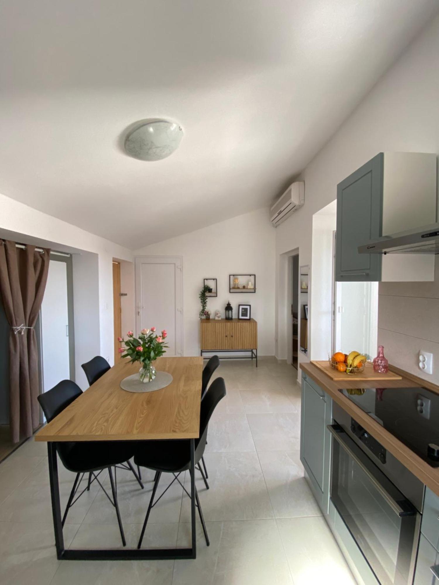 Jozephine Apartment